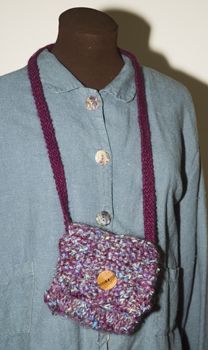 Small Purse, Wool Knit w/Shoulder Strap